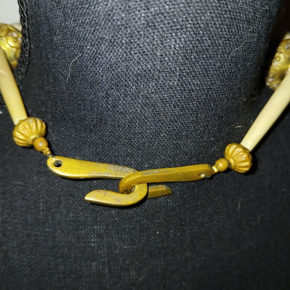 Vintage 70’s Marble Cream Lucite Necklace/ Lucite CollierSummer  18inch  S1 112 - Picture 3 of 3